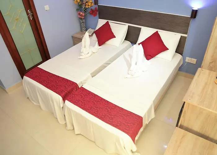 Elite Beach Inn